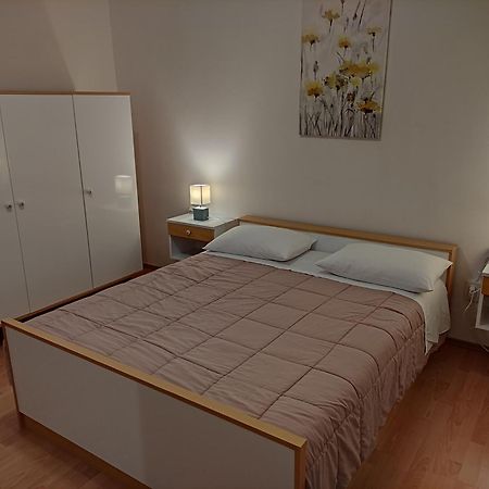 Apartment Landeka 프리모스턴 외부 사진